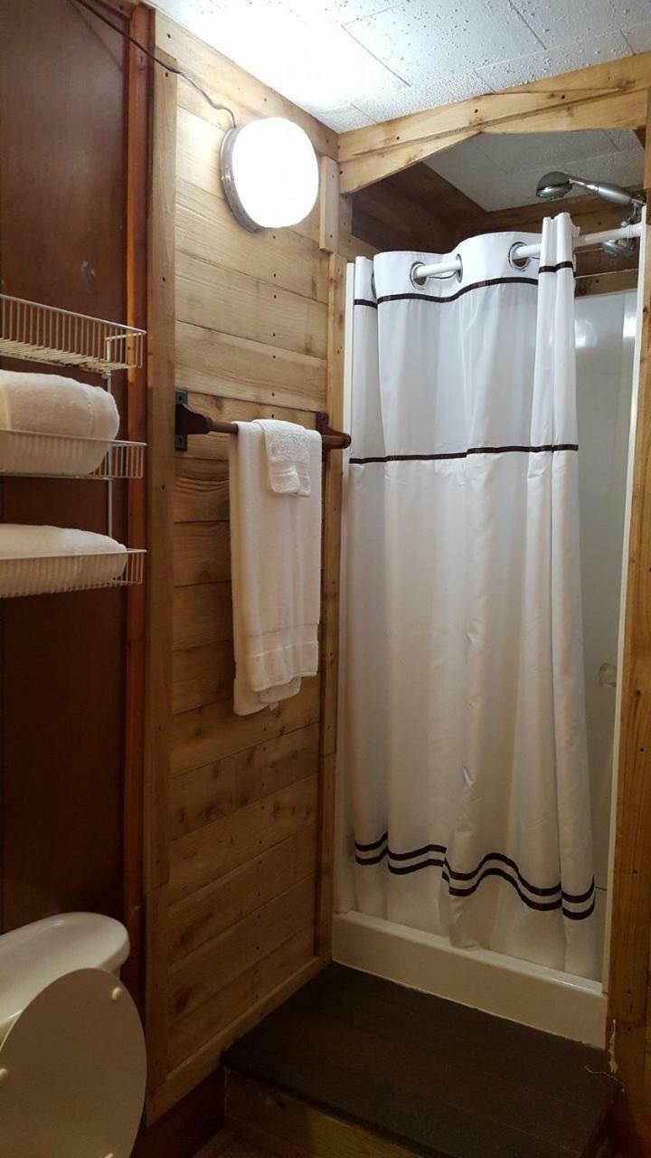 Wateredge Beach Resort Grand Isle Exterior photo